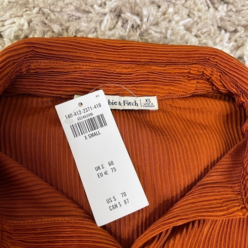Abercrombie&Fitch Bronze Button Up Long Sleeve NWT Size XS #0446 - Picture 3 of 7
